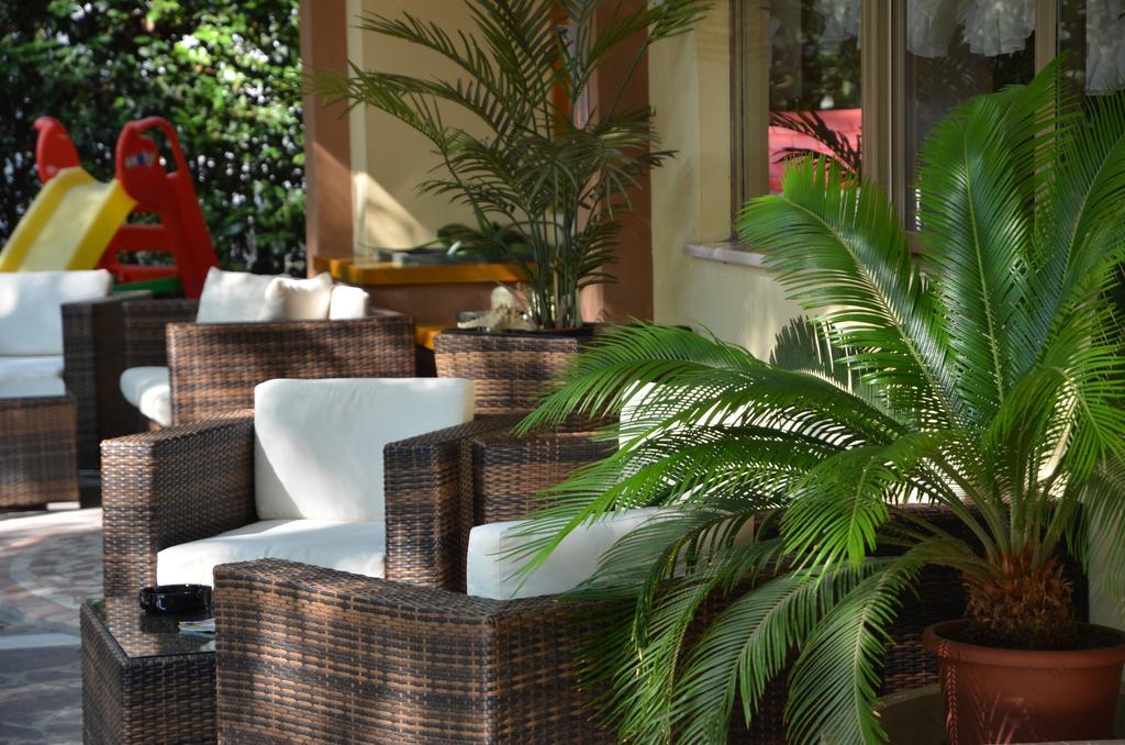 Hotel Monique Cervia Luaran gambar