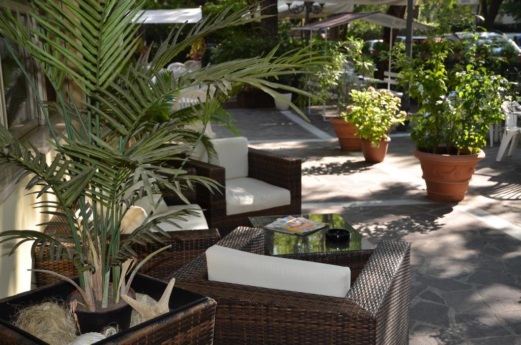 Hotel Monique Cervia Luaran gambar