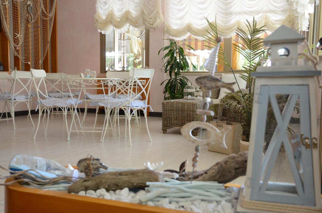 Hotel Monique Cervia Luaran gambar